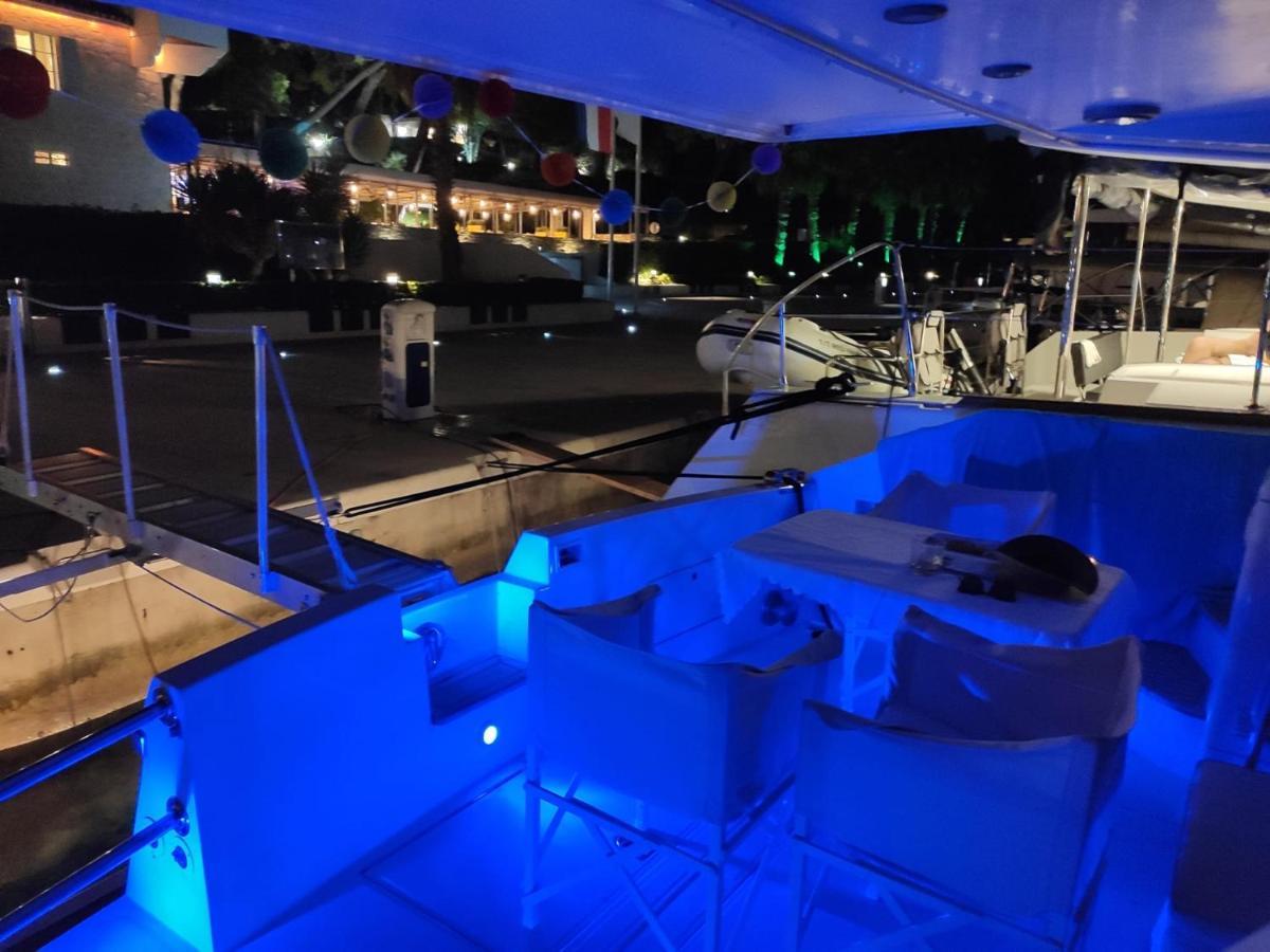 Hotel Luxury Yacht - Lex Of The Seas Split Exteriér fotografie